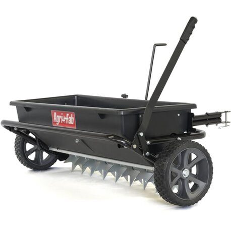 Rozsiewacz skrzyniowy z aeratorem kolcowym 81 cm Agri-Fab
